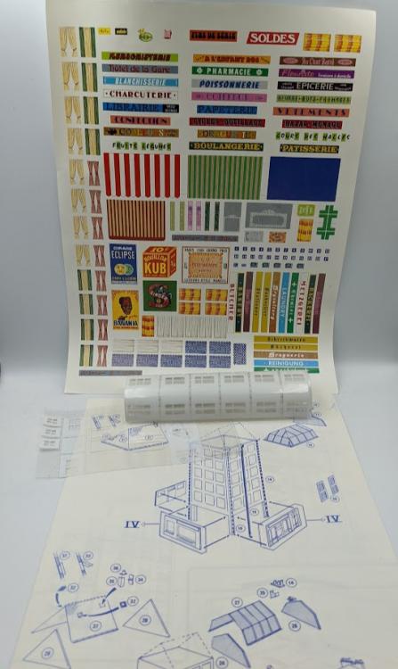 *PROMOS* - MAQUETTE IMMEUBLE MODULAIRE D\\\'ANGLE - SANS BOITE