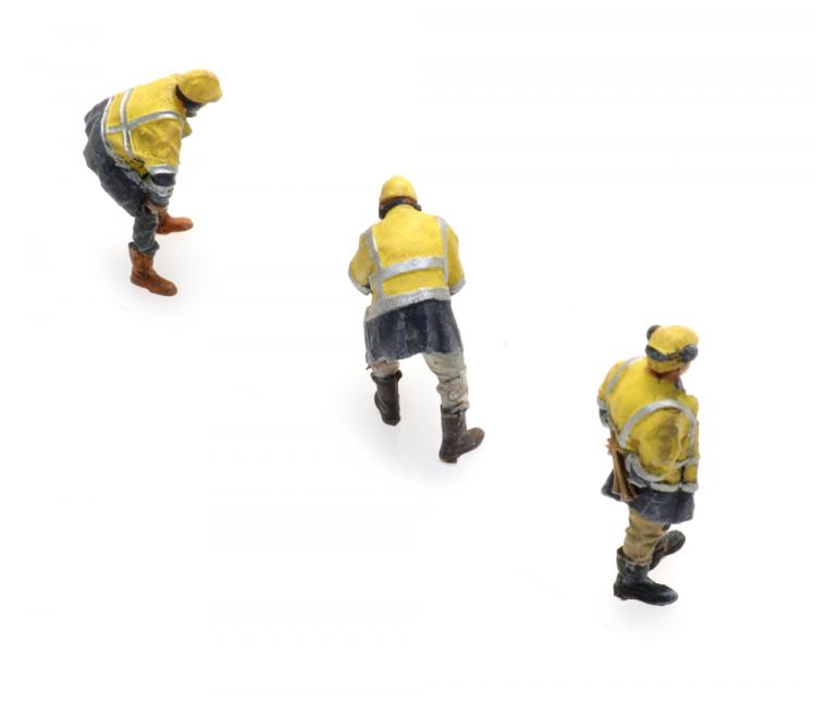 OUVRIERS DE LA VOIE AVEC SCIE CIRCULAIRE APRES 1990 X3