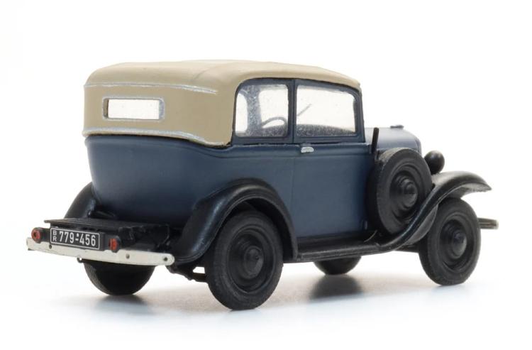 OPEL P4 CAPOT RELEVE BLEU