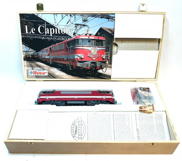 LOCOMOTIVE ELECTRIQUE BB 9292 CAPITOLE SNCF - ROCO MUSEUM EDITION