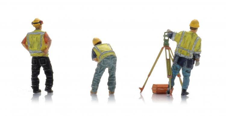 GEOMETRES PISTEURS AVEC THEODOLITE APRES 1990 X3