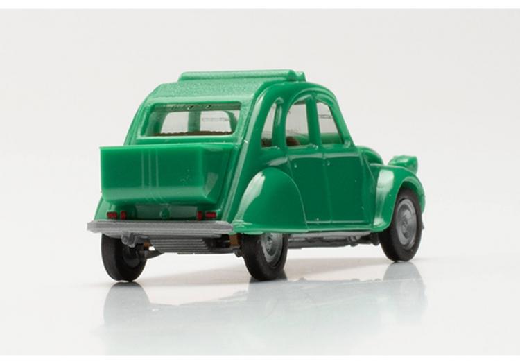 BERLINE 4 PORTES CITROEN 2CV CAPOTE OUVERTE DES ANNÉES 1970 AVEC COFFRE ARRIÈRE VERTE INTÉRIEUR NOIR
