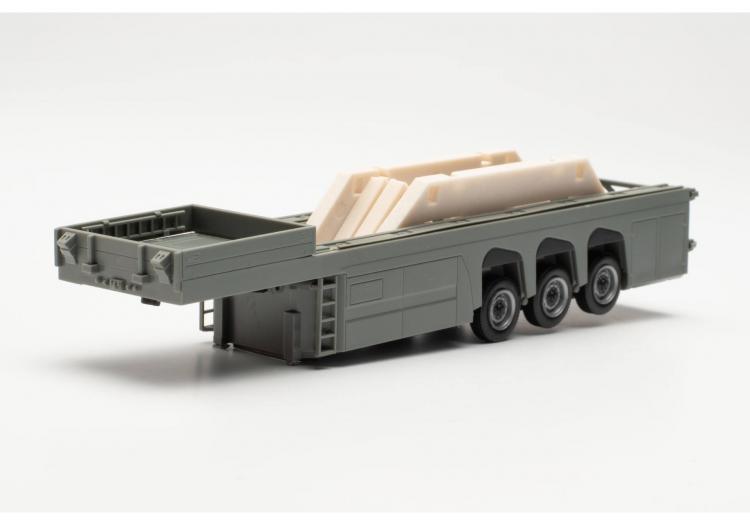 REMORQUE 3 ESSIEUX DE TRANSPORT POUR PIÈCES PRÉFABRIQUÉES BETONS AVEC CHARGEMENT (LANGENDORF)