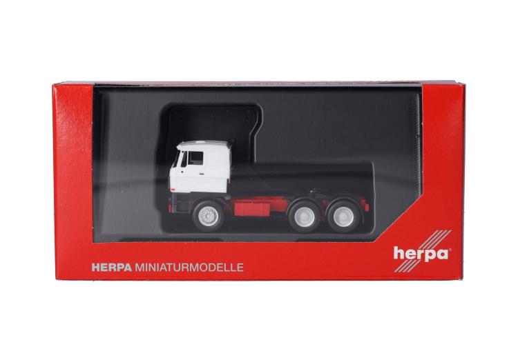 TRACTEUR RABA / DAF 2800 3 ESSIEUX BLANC/ROUGE