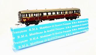 KIT MONTE RAME COMPLETE DE 5 VOITURES VOYAGEURS - TRAIN DE BANLIEUE PLM - 1°CL / 2°CL ET 3°CL - ESPACE FUMEUR ET NON FUMEUR