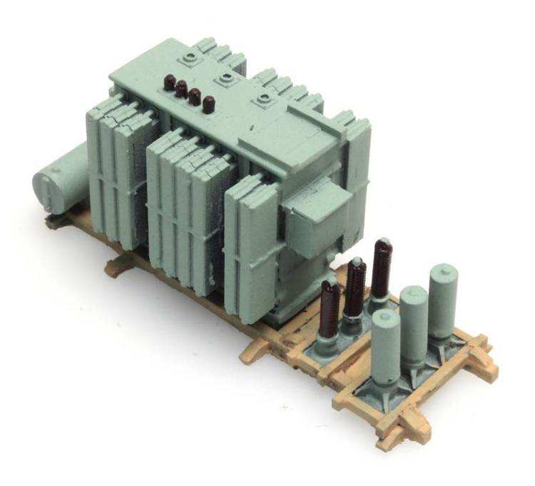 CHARGEMENT D\'UN TRANSFORMATEUR ÉLECTRIQUE AEG ECHELLE N