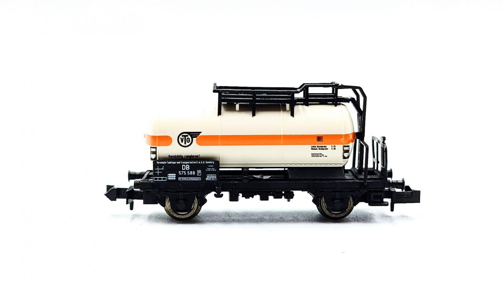 Wagon citerne DUBONNET ROCO - Modélisme