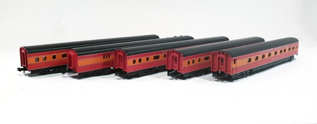 RAME DE VOITURE VOYAGEURS + FOURGON BAGAGES UNION PACIFIC /... *PROMOS