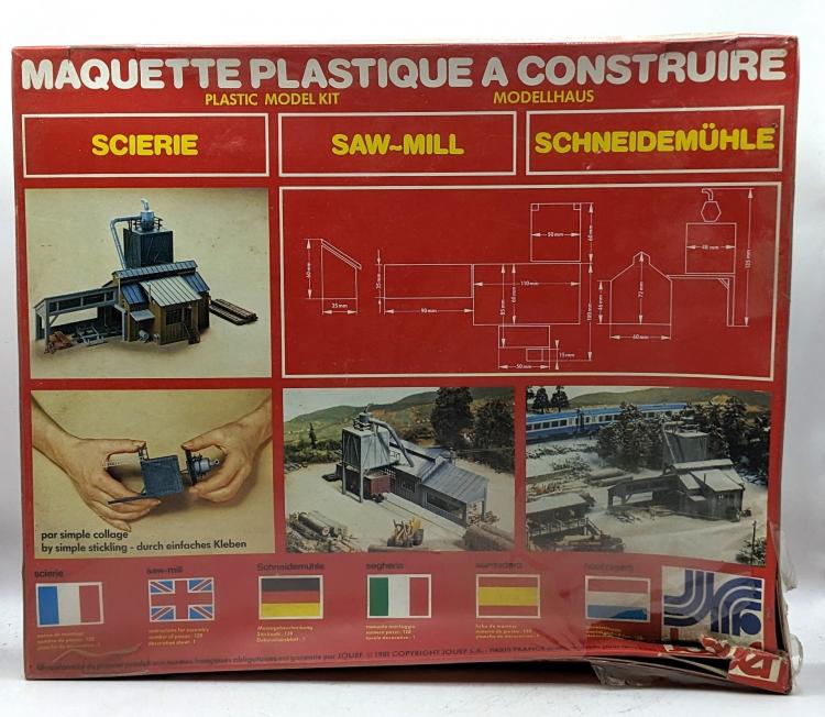 MAQUETTE DE LA SCIERIE - SOUS CELLOPHANE + BOITE ABIME