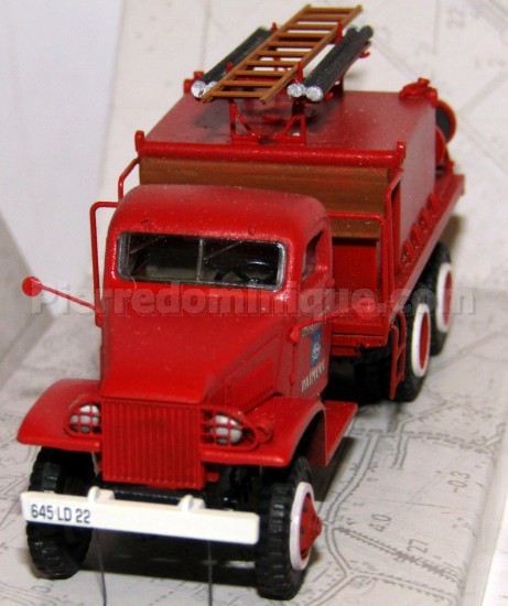 POMPIERS GMC C.C.F.L. CITERNE LOURD POUR FEUX DE FORÊT (FROGER) CABINE TÔLÉE CENTRE DE SECOURS DE PAIMPOL