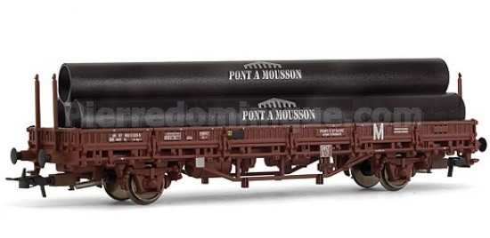WAGON PLAT SNCF AVEC CHARGEMENT DE TUBES ''PONT A MOUSSON''