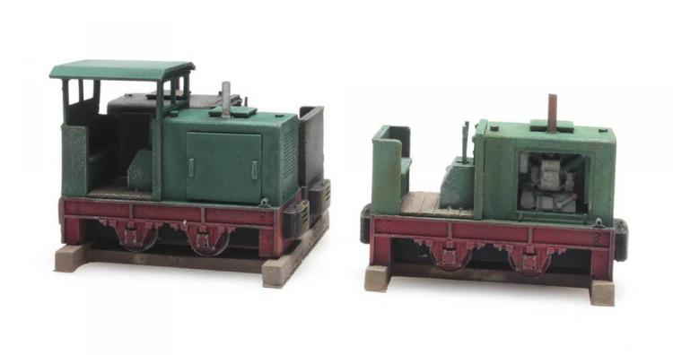 CHARGEMENT DE 3 LOCOMOTIVES POUR VOIE ETROITE