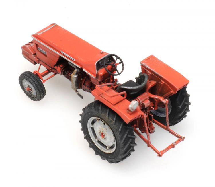 TRACTEUR RENAULT 56 ORANGE ECHELLE N