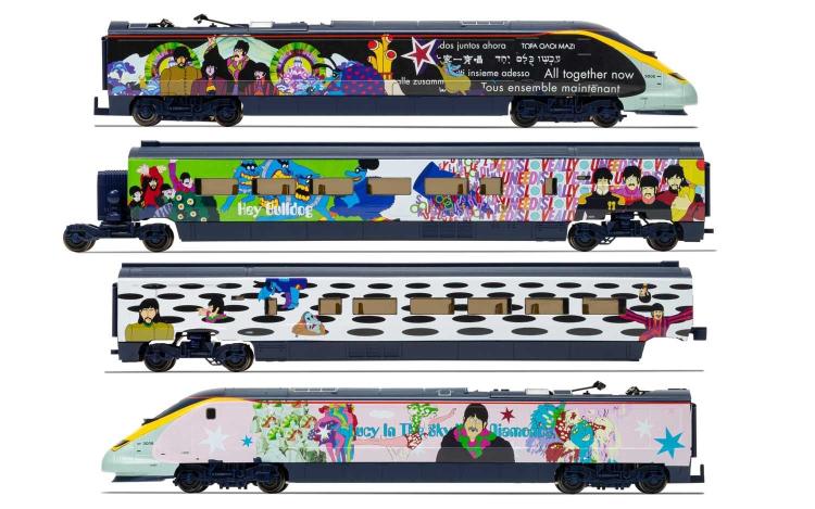 RAME DE 10 ELEMENTS EUROSTAR LIVREE BEATLES YELLOW SUBMARINE