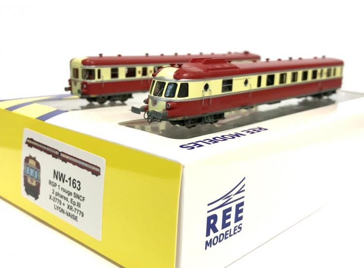 AUTORAIL DIESEL RGP 1 X 2779 + REMORQUE XR 7779 LYON VAISE SNCF
