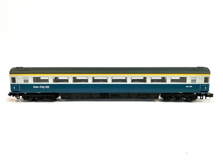 RAME DE 6 VOITURES VOYAGEURS MK3 INTERCITY DONT 1 VOITURE BUFFET EN BOITE IMCOMPLETE
