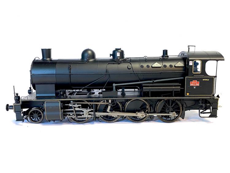 LOCOMOTIVE A VAPEUR 140 C 158 + TENDER 18 C 521 RÉGION OUEST DÉPÔT DE SOTTEVILLE SNCF