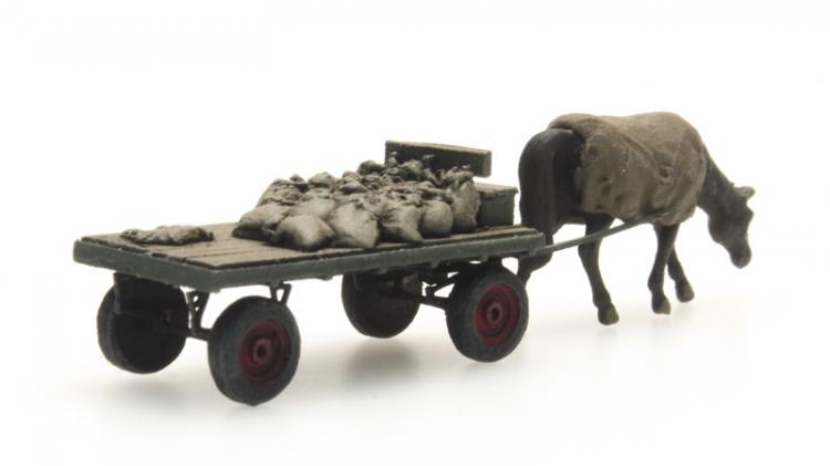 CHARIOT A CHARBON AVEC CHEVAL ECHELLE N