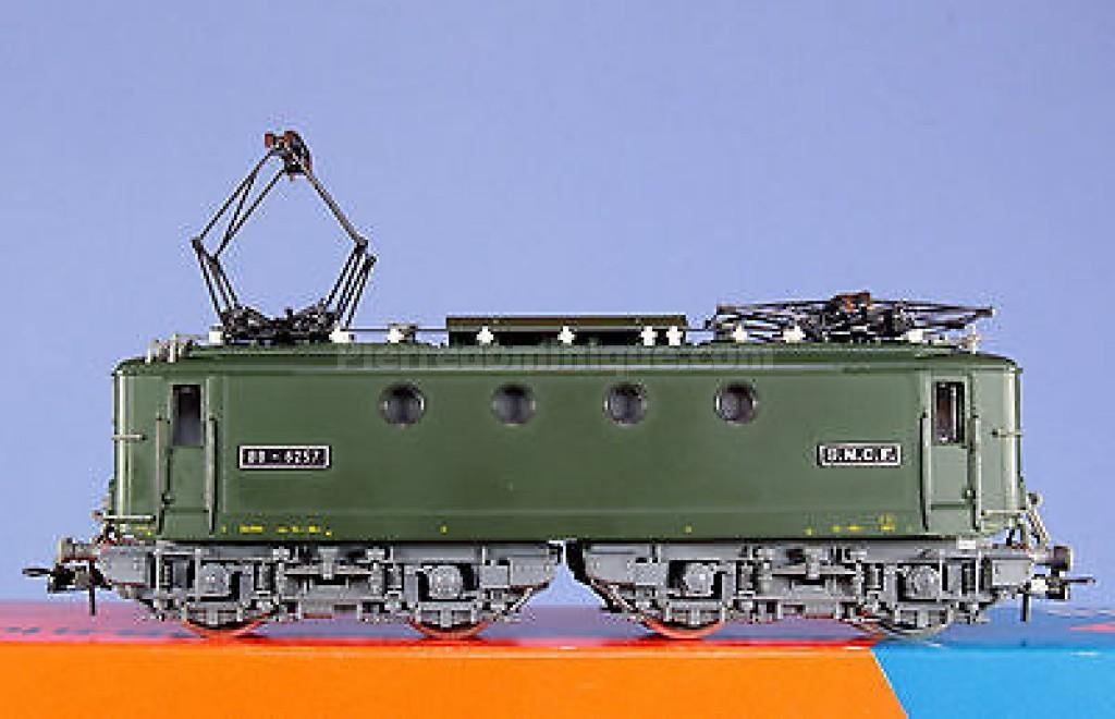 Roco Locomotive Électrique BB8100 – Béton – Édition 5 – Échelle HO – Neuve