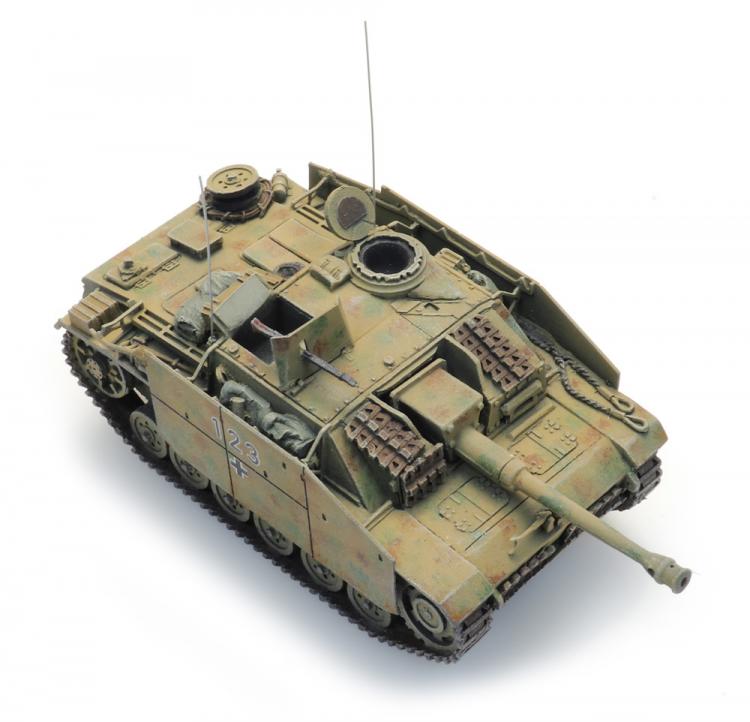 STUG III G AVEC CAMOUFLAGE 3 TONS