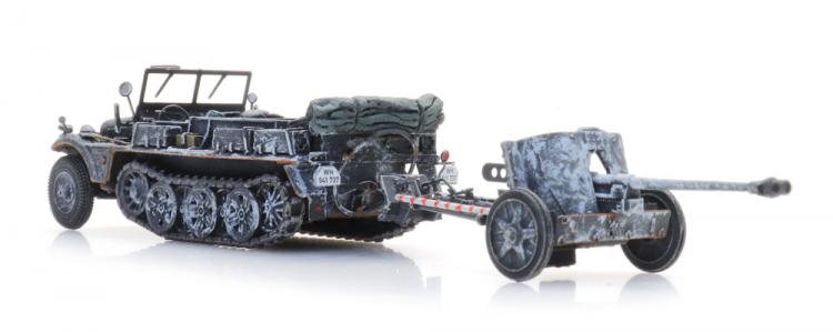 VEHICULE MILITAIRE SDKFZ 10 AVEC CANON ANTI-CHAR PAK 38 CAMOUFLAGE HIVER 1940-45