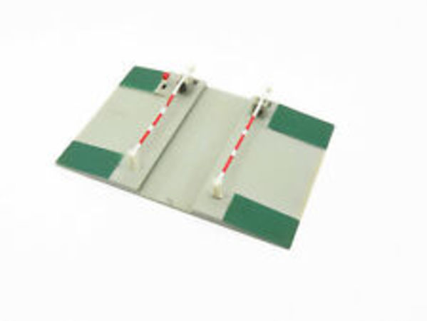 PASSAGE A NIVEAU AUTOMATIQUE - SOUS CELLOPHANE