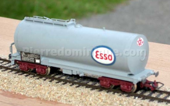 WAGON CITERNE ESSO SNCF - NEUF SOUS CELLOPHANE