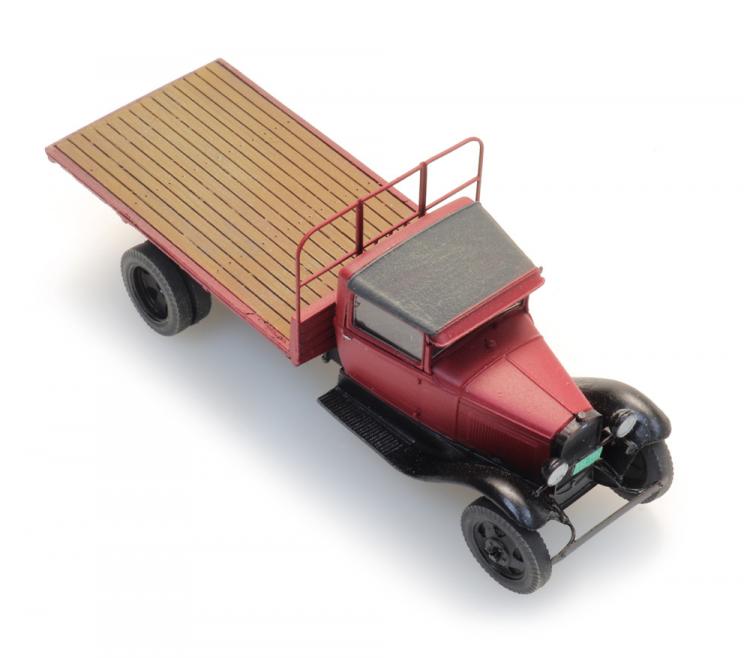 PORTEUR FORD AA A PLATEAU AVEC DOSSERET CHARGE DE FOIN