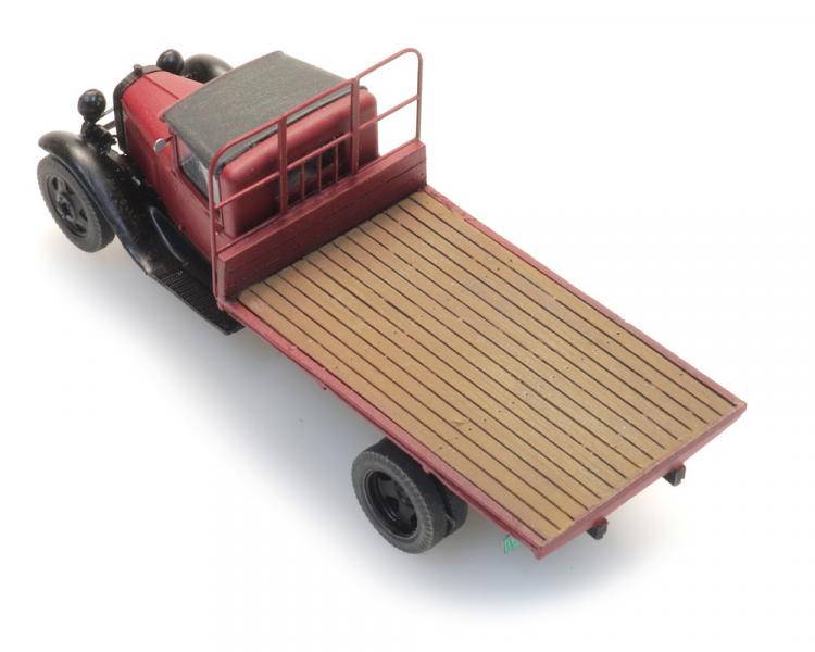 PORTEUR FORD AA A PLATEAU AVEC DOSSERET CHARGE DE FOIN