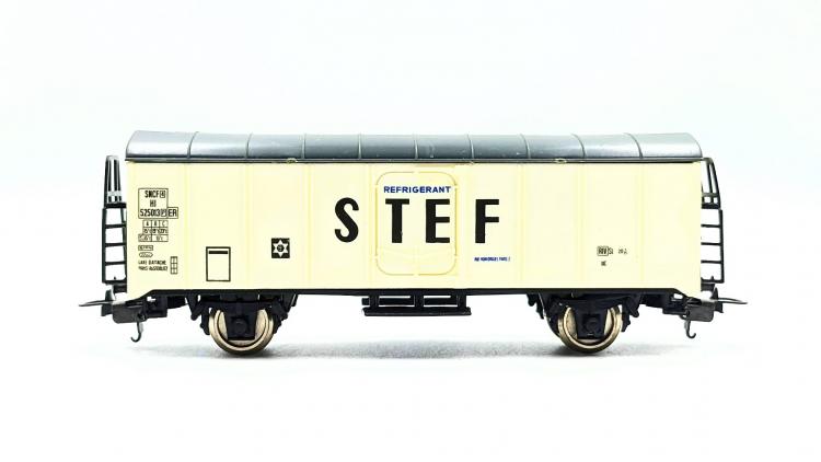 WAGON COUVERT STEF SNCF