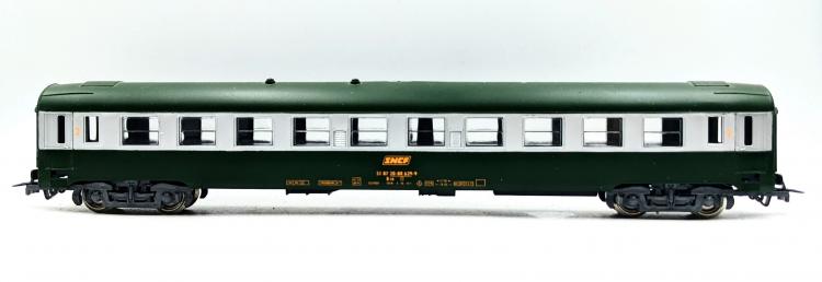 VOITURE VOYAGEURS 2nd CLASSE B10 SNCF - SOUS CELLOPHANE
