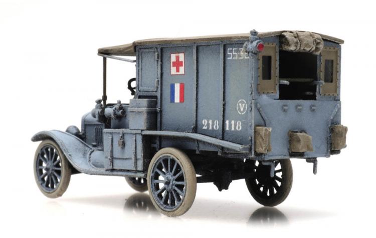 VEHICULE MILITAIRE FORD T AMBULANCE FRANCAISE