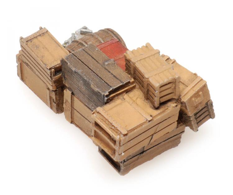 PETIT CHARGEMENT POUR CAMION (25MM X 14MM) COMPOSE DE CAISSES BIDONS ET TONNEAU