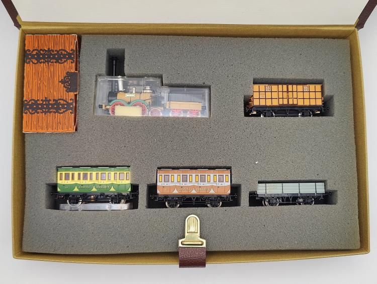 COFFRET 150EME ANNIVERSAIRE - LOCOMOTIVE A VAPEUR SAXONIA - LEIPZIG/DRESDNER/EISENBAHN - AC3RAILS