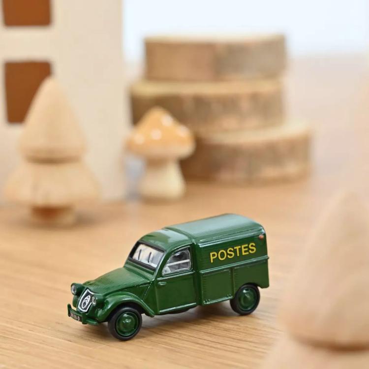 FOURGONNETTE CITROEN 2 CV AU 1952 POSTES