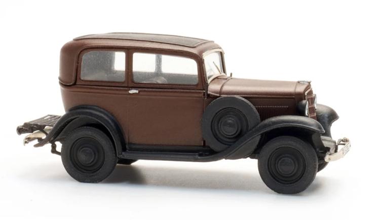 OPEL P4 BERLINE BRUNE AVEC PORTE BAGGAGE ARRIERE
