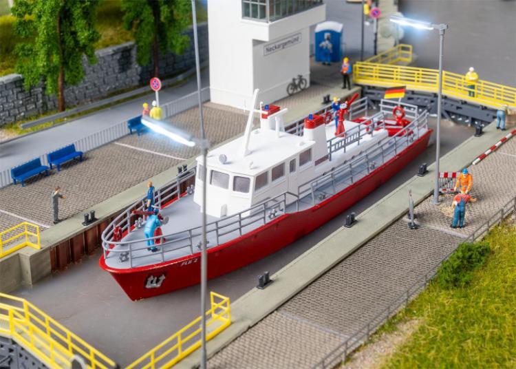 BATEAU POMPE