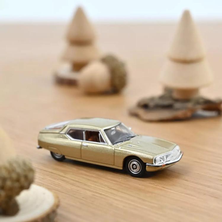 CITROEN SM 1972 SABLE MÉTALLISÉ INTERIEUR CHAMOIS