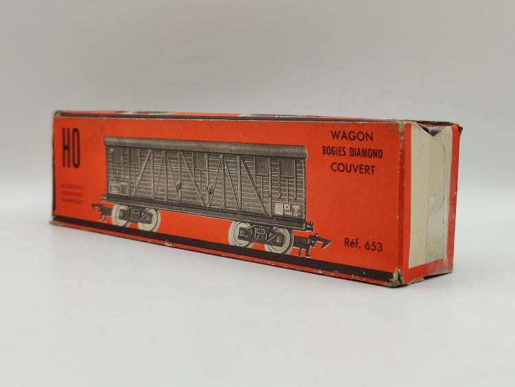 WAGON COUVERT BOGIES DAIMOND