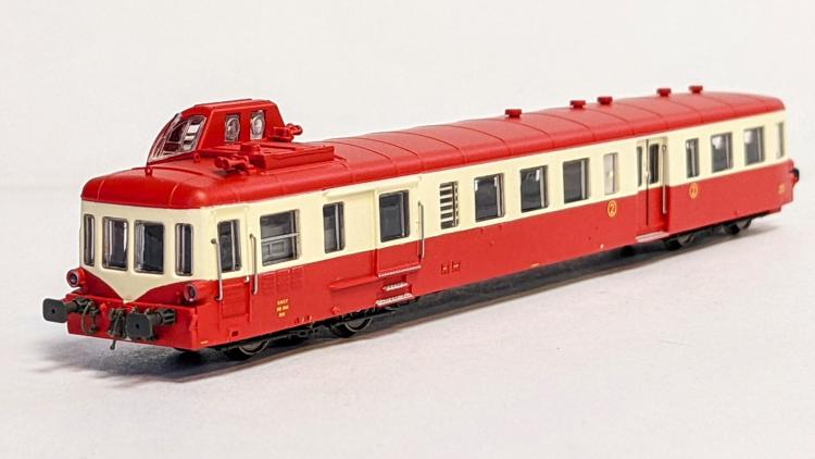 AUTORAIL DIESEL PICASSO XBD 3845 ROUGE CRÈME TOIT ROUGE 2È CL. CHALINDREY EP. IV SNCF