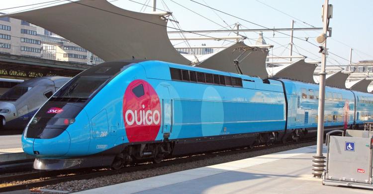 RAME MOTORISEE TGV DUPLEX OUIGO SNCF DE 10 PIECES