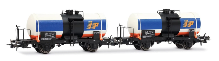SET DE 2 WAGONS CITERNES A 2 ESSIEUX IP FS