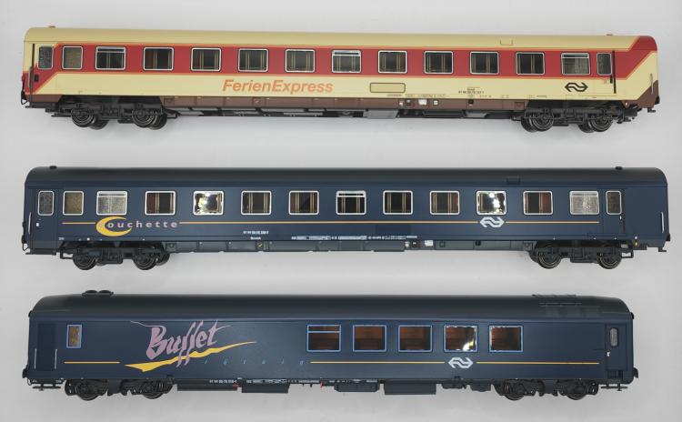 SET DE 3 VOITURES VOYAGEURS MILAN S.CRISTOFORO-S'HENTOGENBOSCH - EXCLUSIVITE PIRATA