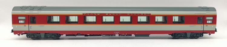 RAME DE 7 VOITURES VOYAGEURS GRAND CONFORT TEE LE KLEBER SNCF