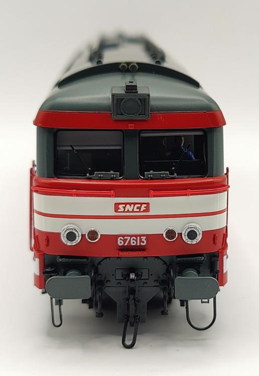 LOCOMOTIVE DIESEL BB 67413 ROUGE CAPITOLE SNCF
