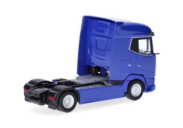 TRACTEUR DAF XG RESTYLE BLEU
