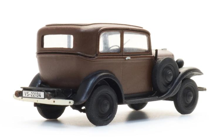 OPEL P4 BERLINE BRUNE AVEC PORTE BAGGAGE ARRIERE