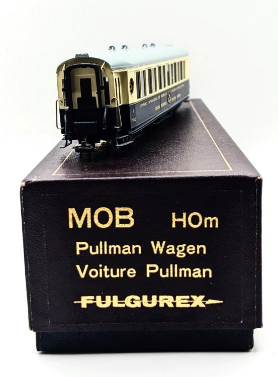 VOITURE VOYAGEURS PULLMAN CIWL - ECLAIRAGE
