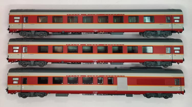 RAME DE 8 VOITURES VOYAGEURS GRAND CONFORT TEE LE KLEBER SNCF
