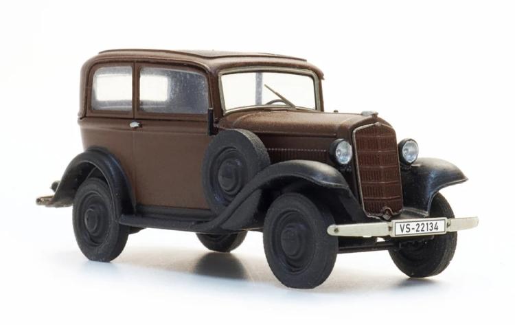 OPEL P4 BERLINE BRUNE AVEC PORTE BAGGAGE ARRIERE